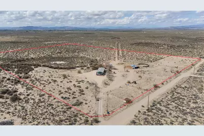 6877 Victor Drive, Fallon, NV 89406 - Photo 1