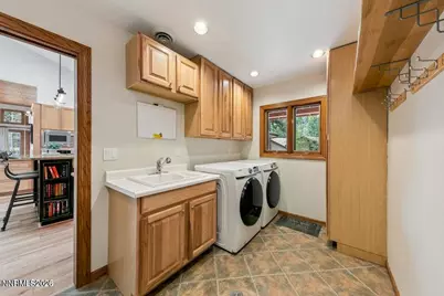 293 Cedar Drive, Stateline, NV 89449 - Photo 15