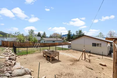 8648 Aquifer Way, Reno, NV 89506 - Photo 23