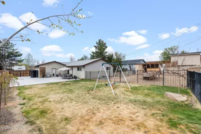 8648 Aquifer Way, Reno, NV 89506 - Photo 25