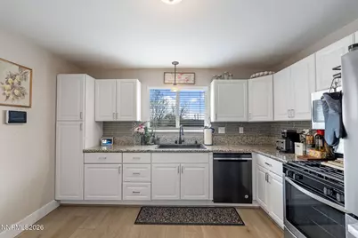 8648 Aquifer Way, Reno, NV 89506 - Photo 13