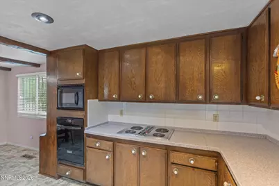 4960 Lakeside Drive, Reno, NV 89509 - Photo 13