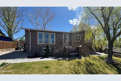 1352 Pronto Avenue, Winnemucca, NV 89445 - Photo 1