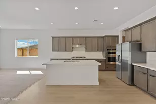 7494 Fallen Grv Ln, Sparks, NV 89441 - Photo 15