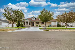 649 Saddle Horn Way, Fernley, NV 89408 - Photo 3