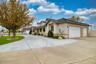 649 Saddle Horn Way, Fernley, NV 89408 - Photo 7
