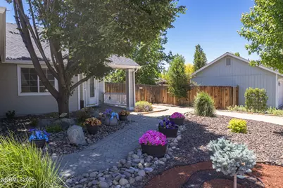 1371 Winwood Way, Gardnerville, NV 89410 - Photo 5