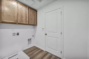8480 Endor Dr, Reno, NV 89506 - Photo 31