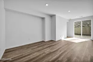 755 Kess Way, Reno, NV 89506 - Photo 7