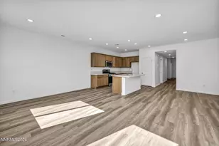 755 Kess Way, Reno, NV 89506 - Photo 7