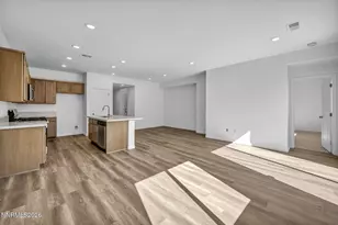 755 Kess Way, Reno, NV 89506 - Photo 5