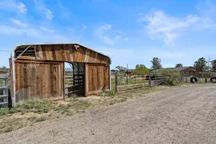 2530 Henning Ln, Minden, NV 89423 - Photo 27