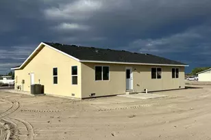 5910 Arvilla Ln, Fallon, NV 89406 - Photo 7