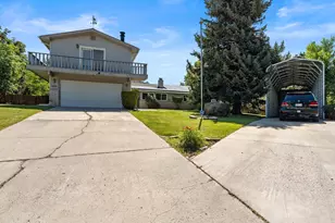 3370 Shawnee Cir, Reno, NV 89502 - Photo 3