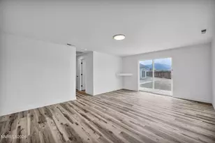 1286 Currycomb Cir, Minden, NV 89423 - Photo 35