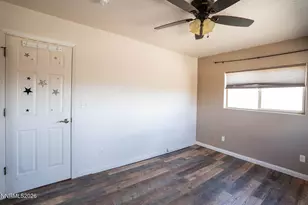 2 Pinehurst Ct, Yerington, NV 89447 - Photo 7