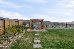 2183 Kinglet Dr, Spanish Springs, NV 89441 - Photo 37