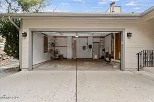 6304 Meadow Creek Dr, Reno, NV 89519 - Photo 19