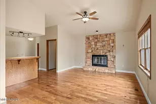 6304 Meadow Creek Dr, Reno, NV 89519 - Photo 7