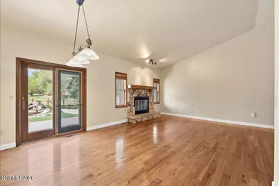 6304 Meadow Creek Drive, Reno, NV 89519 - Photo 7
