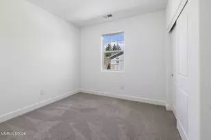 2010 Cradle Mountain Dr, Reno, NV 89523 - Photo 19