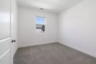 2010 Cradle Mountain Dr, Reno, NV 89523 - Photo 17