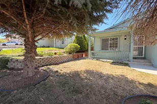 7326 Warhol Dr, Sun Valley, NV 89433 - Photo 3