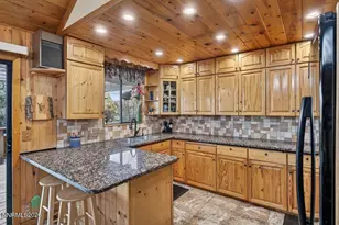 2361 Grizzley Rd, Reno, NV 89521 - Photo 7