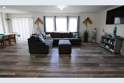 210 Chateau Way, Yerington, NV 89447 - Photo 7