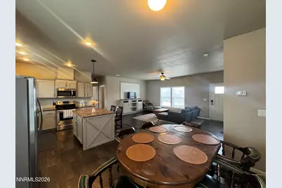 303 Chateau Way, Yerington, NV 89447 - Photo 5