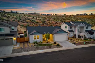 864 Tourmaline Dr, Indian Hills, NV 89705 - Photo 13