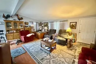 375 Sugar Hill Dr, Sun Valley, NV 89433 - Photo 9