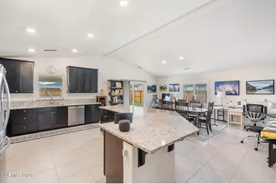 7375 Souverain Lane, Reno, NV 89506 - Photo 15