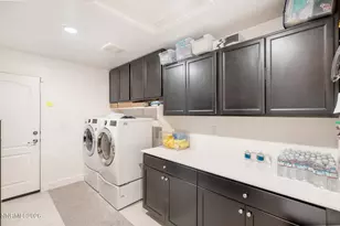 7375 Souverain Ln, Reno, NV 89506 - Photo 27