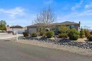 619 Saddle Horn Way, Fernley, NV 89408 - Photo 3