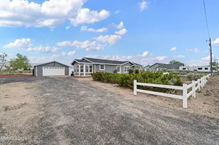312 Phyllis Way, Silver Springs, NV 89429 - Photo 3