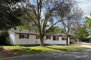 105 S Oregon St, Yerington, NV 89447 - Photo 17