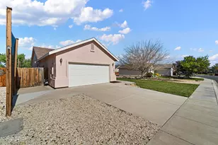 141 Desert Lakes Dr, Fernley, NV 89408 - Photo 3