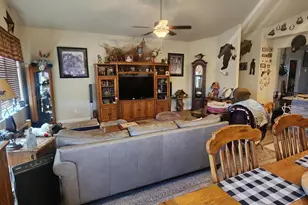 135 Cambridge Dr, Dayton, NV 89403 - Photo 3
