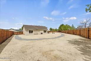 198 Tankersley Dr, Sparks, NV 89436 - Photo 35