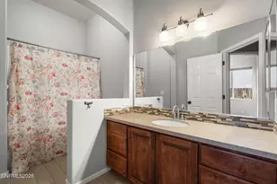 10411 Silver Rush Ct, Reno, NV 89521 - Photo 17