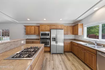 18382 Narrowleaf Court, Reno, NV 89508 - Photo 15