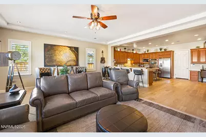 10155 Burghley Court, Reno, NV 89521 - Photo 9