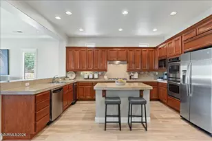 10155 Burghley Ct, Reno, NV 89521 - Photo 23