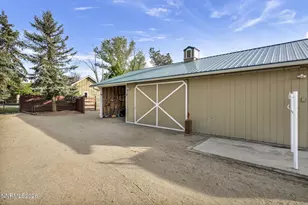 1097 Meadowlark Cir, Gardnerville, NV 89460 - Photo 45