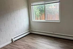 1375 Carlin St, Reno, NV 89503 - Photo 7