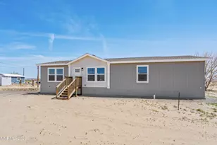 5684 Juniper St, Silver Springs, NV 89429 - Photo 3