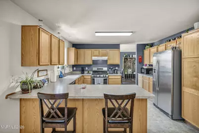 17615 Baileyville Court, Reno, NV 89508 - Photo 5