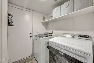 17615 Baileyville Ct, Reno, NV 89508 - Photo 7