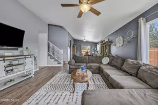 17615 Baileyville Ct, Reno, NV 89508 - Photo 3